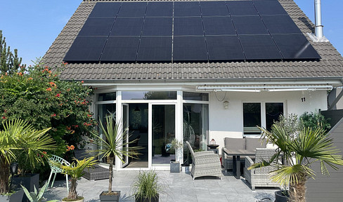 Modernisiertes Einfamilienhaus mit PV-Anlage, neuer Heizung und Traumterrasse