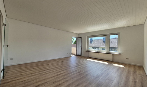Nahe Bahnhof & Innenstadt: Helle 3-Zimmer-Wohnung mit Balkon & EBK