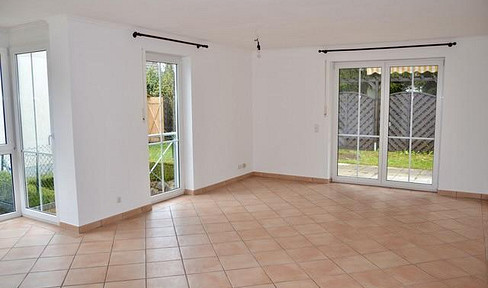 Quiet 3-4 room garden apartment | Glass roof | Oven | Charging station | Prime location.