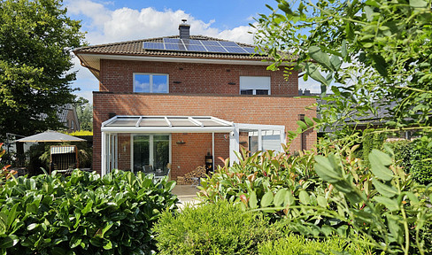 STADTVILLA am westlichen Stadtrand von Hamburg direkt am Forst Klövensteen