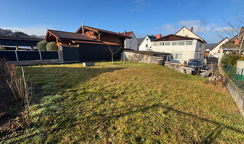 Kapitalanlage Entwicklungspotenzial: mit Mehrfamilien-& Geschäftshaus inkl. Baugrundstück