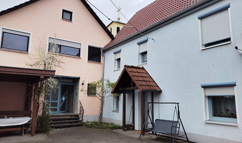 Zwei EFH mit Nebengebäude in Hemhofen