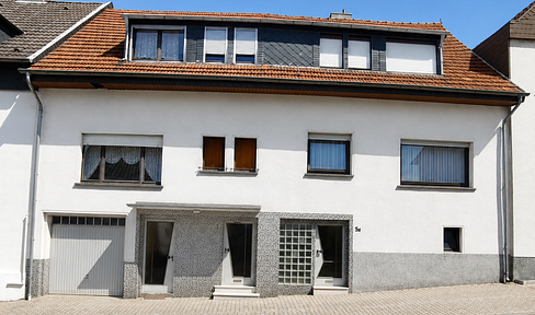 A beloved home is looking for people to share its future. [Private listing]