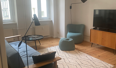 Young Urban Professionals or Couple! Furnished Flat with a View!
