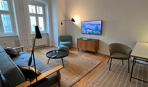 Young Urban Professionals Furnished Flat with a View!