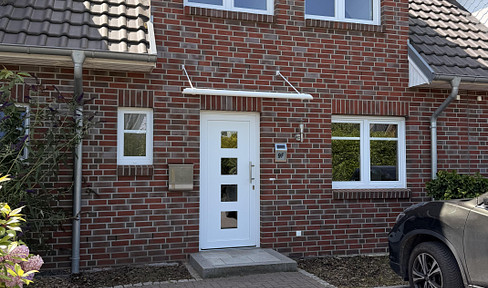Modern terraced house for sale in Apensen.