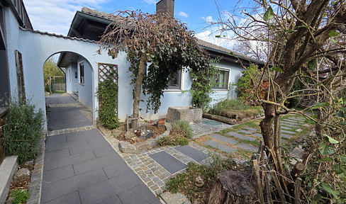 Großzügiges Bungalow-Wohnen mit Garten, gehobener Ausstattung und optionalem Zusatzbereich