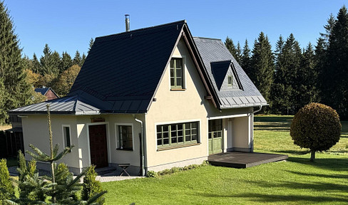 Haus auf 900 m ü NN am Auersberg im Erzgebirge