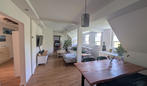 Exclusive apartment with a fireplace, smart home features, and a brand new fitted kitchen.