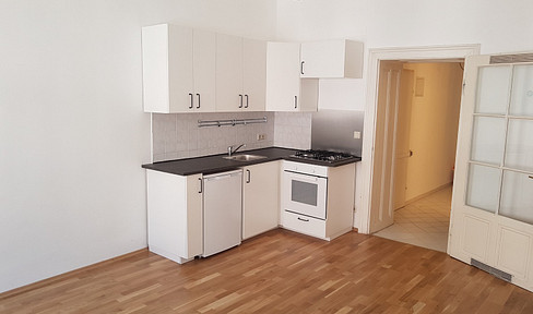 28 m² Altbauwohnung in Bestlage am Naschmarkt, 5. Bezirk