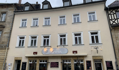 # Perfekt für eure WG: Großzügige 130 m²-Wohnung mit neuem Bad & großer Wohnküche in bester Lage