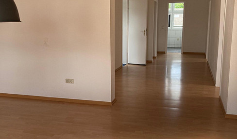 Top Lage! Helle 2,5-Zimmer-Wohnung mit Fußbodenheizung + Stellplatz in Holzwickede