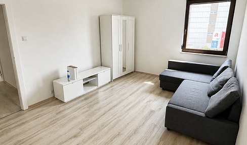 Bright and well-maintained 3-room apartment with fitted kitchen in Nuremberg!