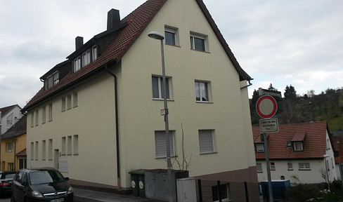 Renovierte 2-Zimmer-DGWohnung in Stuttgart-Rohracker