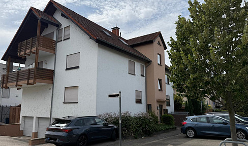 Bright 2-room apartment with character.