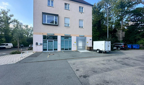 Büro-/Einzelhandelsfläche im Herzen von Neustadt/Aisch mit 3 Parkplätzen – ab 1.10.2026 verfügbar