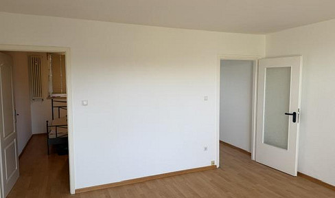42 square meter apartment with a balcony, located in the green area of Bonn, Auerberg.