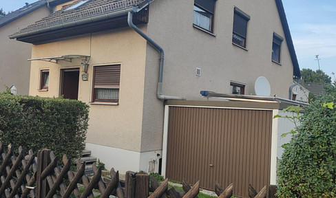 Reihenendhaus mit Kamin und moderner Gas-Hybridheizung in Berlin-Rudow