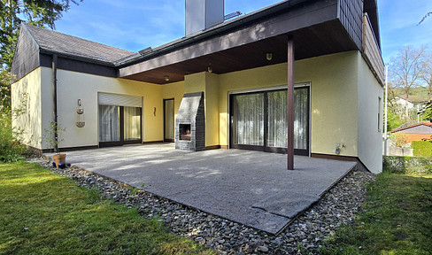 House with a large garden in a quiet location in Kulmbach.