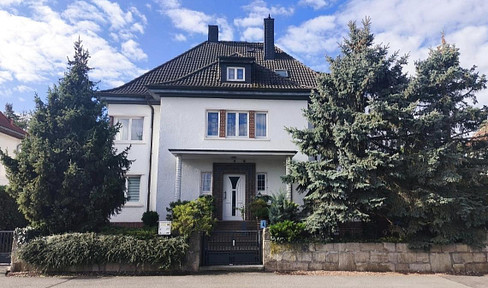 Repräsentative Stadtvilla mit 2 separaten Wohneinheiten