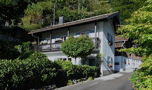 LOFTHAUS AM ALPBACH – eine seltene Gelegenheit im ursprünglichen Teil des Tegernseer Tals