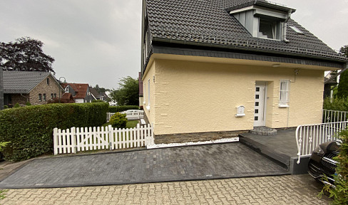 Attraktives Anlageobjekt in Wermelskirchen: Einfamilienhaus plus Anbau mit 2 Wohnungen