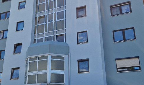 Ruhige, möblierte 1,5-Zimmer-Wohnung mit Südbalkon und TG-Stellplatz in Nürnberg-Wetzendorf