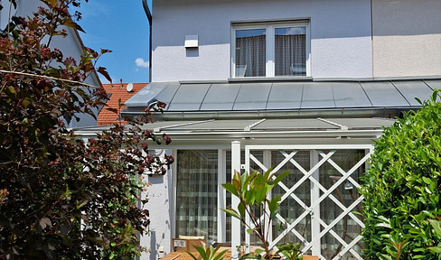 Energieeffizientes Reiheneckhaus in Mering (ideal für Pendler)