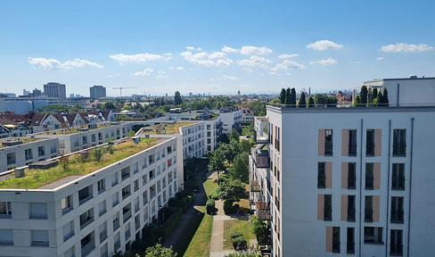 Bright 2-room apartment with a view over the rooftops of Munich.