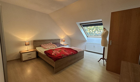 Helle Wohnung im grünen in einem 3 Familienhaus