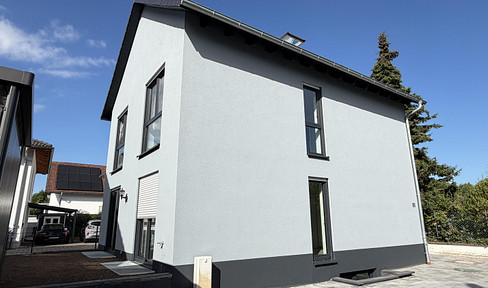 Erstbezug im Neubau – Stilvolle 2-Zimmer-Wohnung mit eigenem Garten und moderner Ausstattung