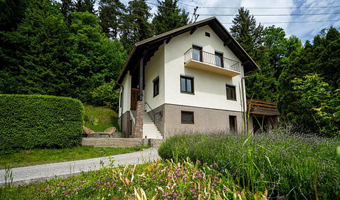 ***Zuhause auf der Sonnenseite*** Haus in ruhiger Sackgasse mit unverbaubarem Ausblick