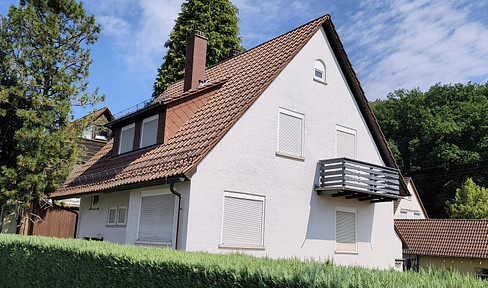 Ein/Zweifamilienhaus in Otterberg Bachlauf Garten