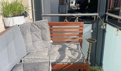 WG geeignet, 7 Zimmer, Balkon, PKW-Stellplatz, Tageslichtbäder