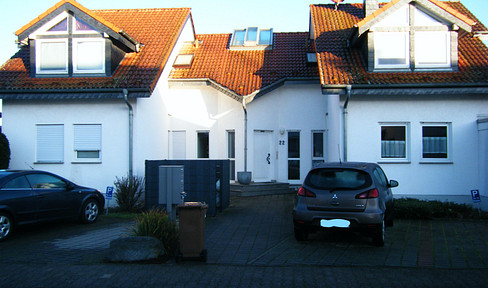 2-Zimmer-DG-Wohnung mit Balkon in Einhausen direkt am Feldrand mit Waldblick