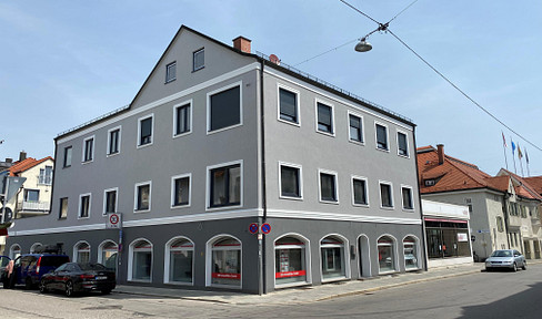 Wohn- und Geschäftshaus mit Ausbaupotential in Bestlage FFB