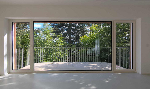 Energieeffizientes Einfamilienhaus (A) mit Panoramablick im Taunus