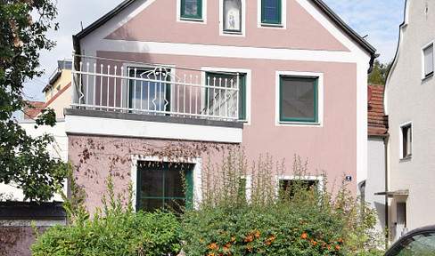 Beautiful townhouse, 140 m2, for sale in 94333 Geiselhöring (near Straubing/Haindling), with no realtor fees.