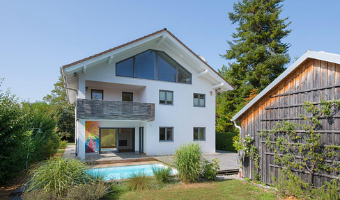 Family paradise in Seeshaupt, on the shores of Lake Starnberg.