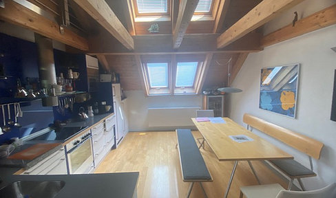 Großzügige teilmöblierte Loft-/ Galerie-Wohnung in Regensburg West