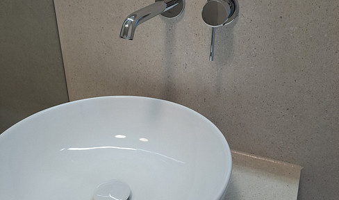 Elegantes LUXUS 1,5 Zimmer Apartment hochwert. kpl. saniert, Parkett, Vollküche, möbl,.Traumausblick