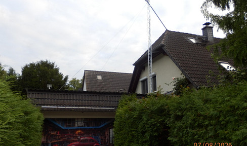 Einfamilienhaus mit Pool & Saunahaus und viel Privatsphäre