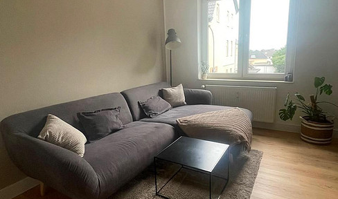 Beautiful 2-room apartment in Bochum-Weitmar available for sublet for 1 year.