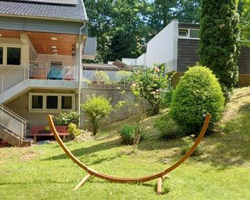 Großzügiges 1-2 Familienhaus mit viel Platz und gehobener Ausstattung
