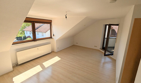 Bright 3-room apartment with a west-facing balcony and an underground parking space.