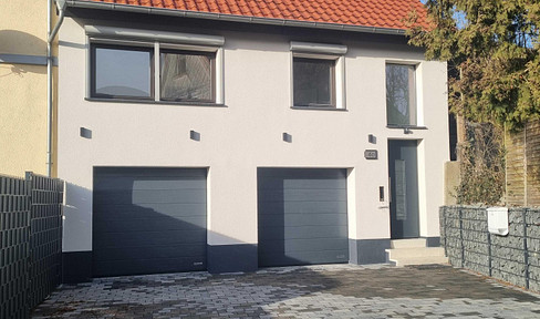 House instead of apartment: 3 bedrooms, living room, kitchen + garden + terrace + garage.