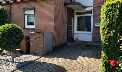 Top renoviertes Reihenmittelhaus mit Garten in Erftstadt - sofort einziehen und wohlfühlen!