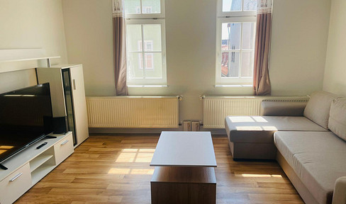 Großzügige, sehr gepflegte, helle 2-Raum-Wohnung- im Herzen der Stadt