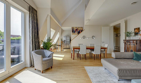 Über den Dächern von Schmargendorf – großzügige Maisonettewohnung mit Galerie & Dachterrasse