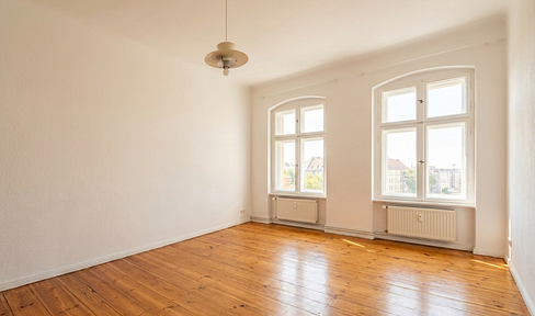 Provisionsfrei · Sofort bezugsfrei: Lichtdurchflutete 1-Zi-Wohnung mit Parkblick – Prenzlauer Berg